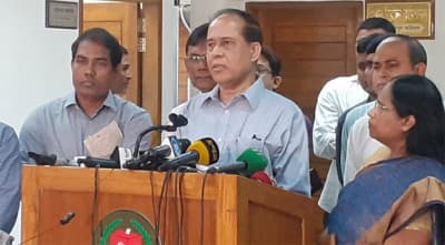 প্রশাসনের পক্ষপাতমূলক আচরণে ব্যবস্থা নেব: সিইসি