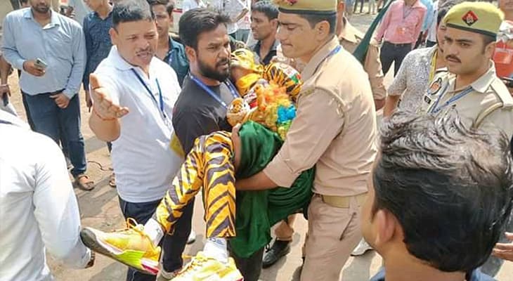 কানপুরে বাংলাদেশি সমর্থককে পেটাল ভারতীয়রা