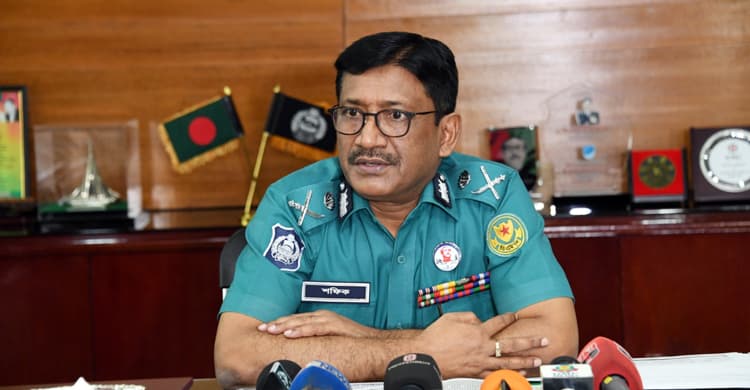 হামলার শঙ্কা উড়িয়ে দিচ্ছি না: ডিএমপি কমিশনার