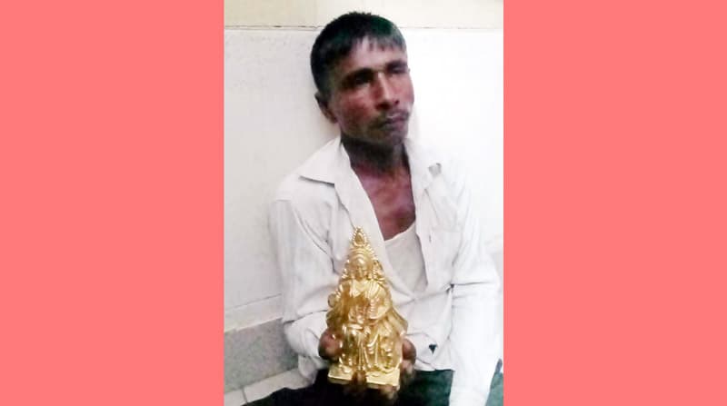 ভূরুঙ্গামারীতে মূর্তি সহ জ্বীনের বাদশা আটক