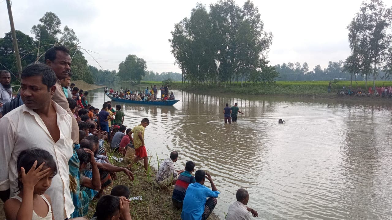 গোপালপুরে নদীতে মাছ ধরতে নেমে বৃদ্ধা নিখোঁজ