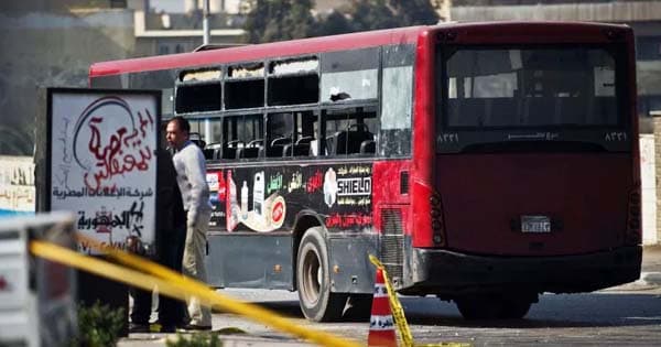 লরির সঙ্গে মিনিবাসের সংঘর্ষ, নিহত ১৯