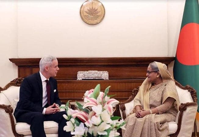 সুইস উদ্যোক্তাদের বাংলাদেশে বিনিয়োগের আহ্বান জানালেন প্রধানমন্ত্রী