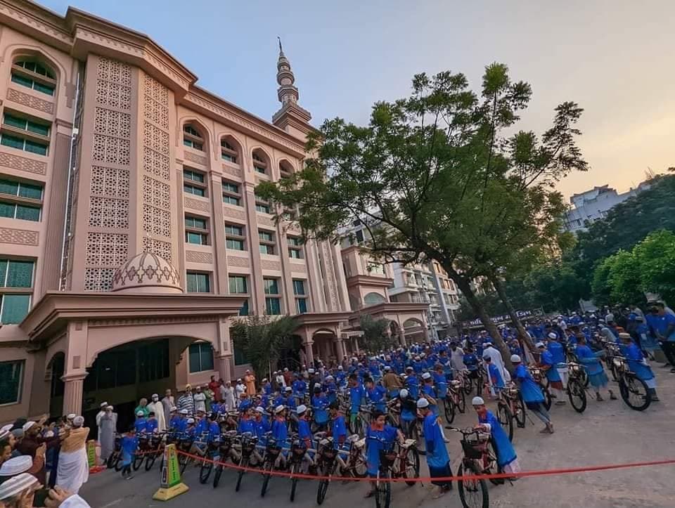 নিয়মিত মসজিদে নামাজ আদায় পুরস্কার জিতল ২৩০ শিশু-কিশোর