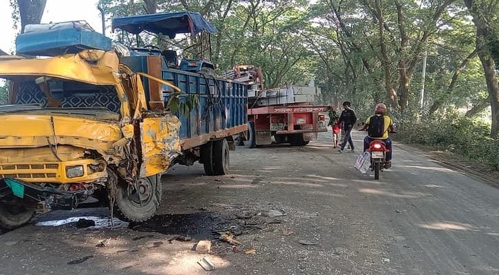 ঝিনাইদহে পৃথক সড়ক দুর্ঘটনায় মৃত ২ আহত ১