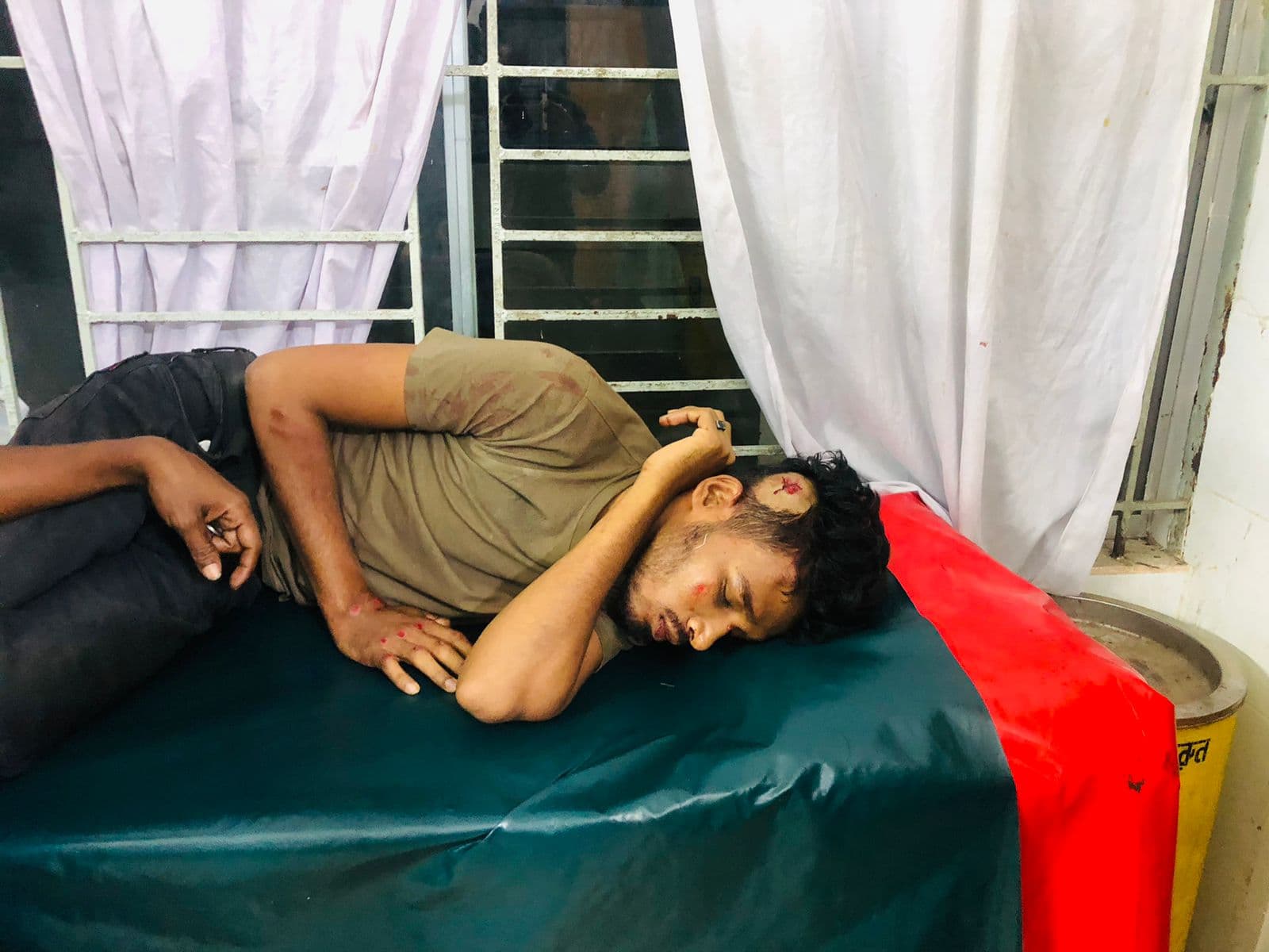 কোম্পানীগঞ্জের মোটরসাইকেল চাপায় বৃদ্ধের মৃত্যু, আহত ২