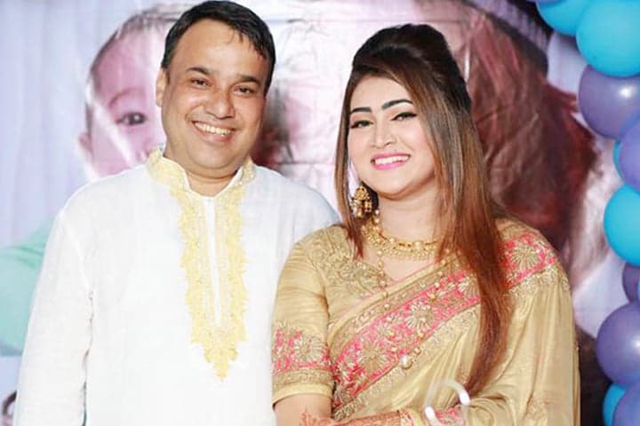 ঝিনাইদহ-১ আসনে স্বামীর প্রতিদ্বন্দ্বী স্ত্রী