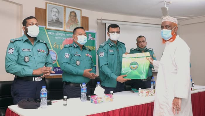 আমরা বীর পুলিশ মুক্তিযোদ্ধাদের উত্তরসূরী, এটা অত্যন্ত গর্বের : বিএমপি কমিশনার