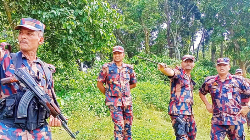 পাটগ্রামে বিজিবির বাধায় বিএসএফের কাঁটাতারের কাজ বন্ধ