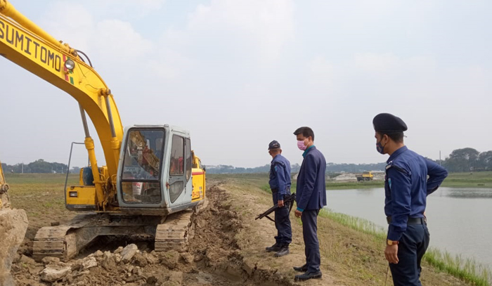 কৃষি জমি থেকে মাটি উত্তোলন, ৬জনকে কারাদন্ড