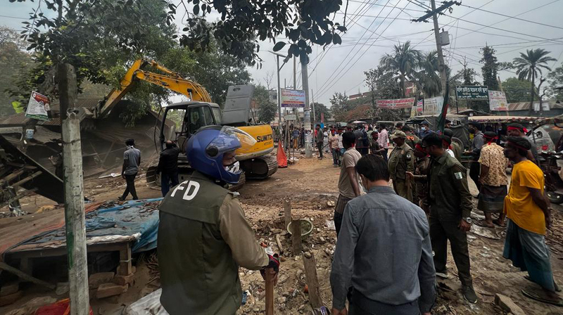 কালিয়াকৈরে ৫ কোটি টাকা মূল্যের বনের জমি উদ্ধার