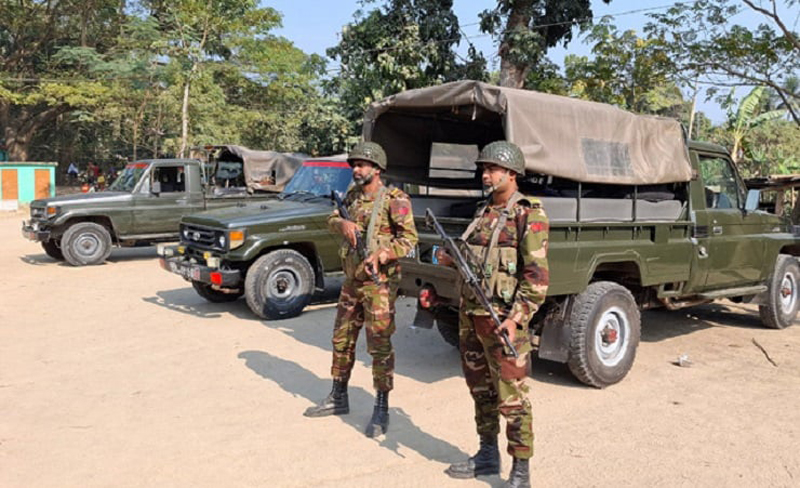 ঝিনাইদহে বোমা ডিসপোজাল ইউনিটের অভিযান চলছে