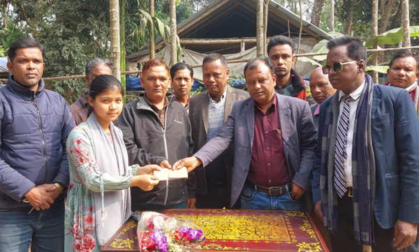 শ্রাবণীর মেডিকেল ভর্তি খরচের দায়িত্ব নিলেন বিএনপি নেতা মীর জাহিদ