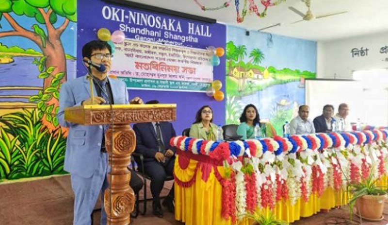 গাংনীতে শিক্ষক-শিক্ষার্থীদের সাথে জেলা প্রশাসকের মতবিনিময়