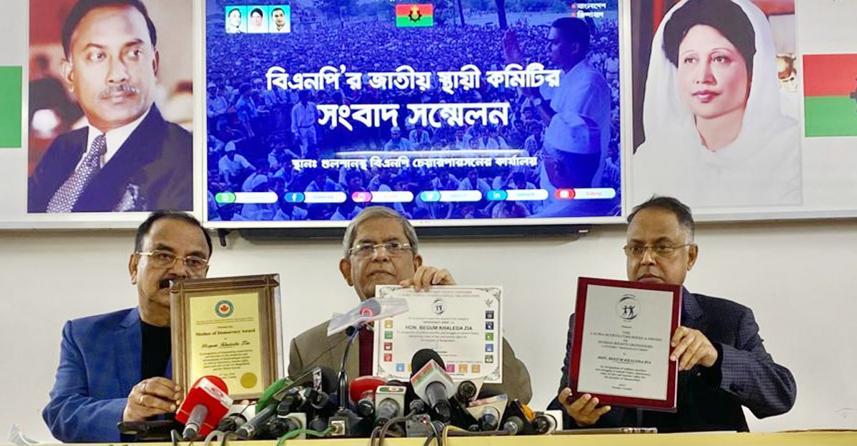 আ. লীগকে ভবিষ্যতে কাঠগড়ায় দাঁড়াতে হবে :মির্জা ফখরুল