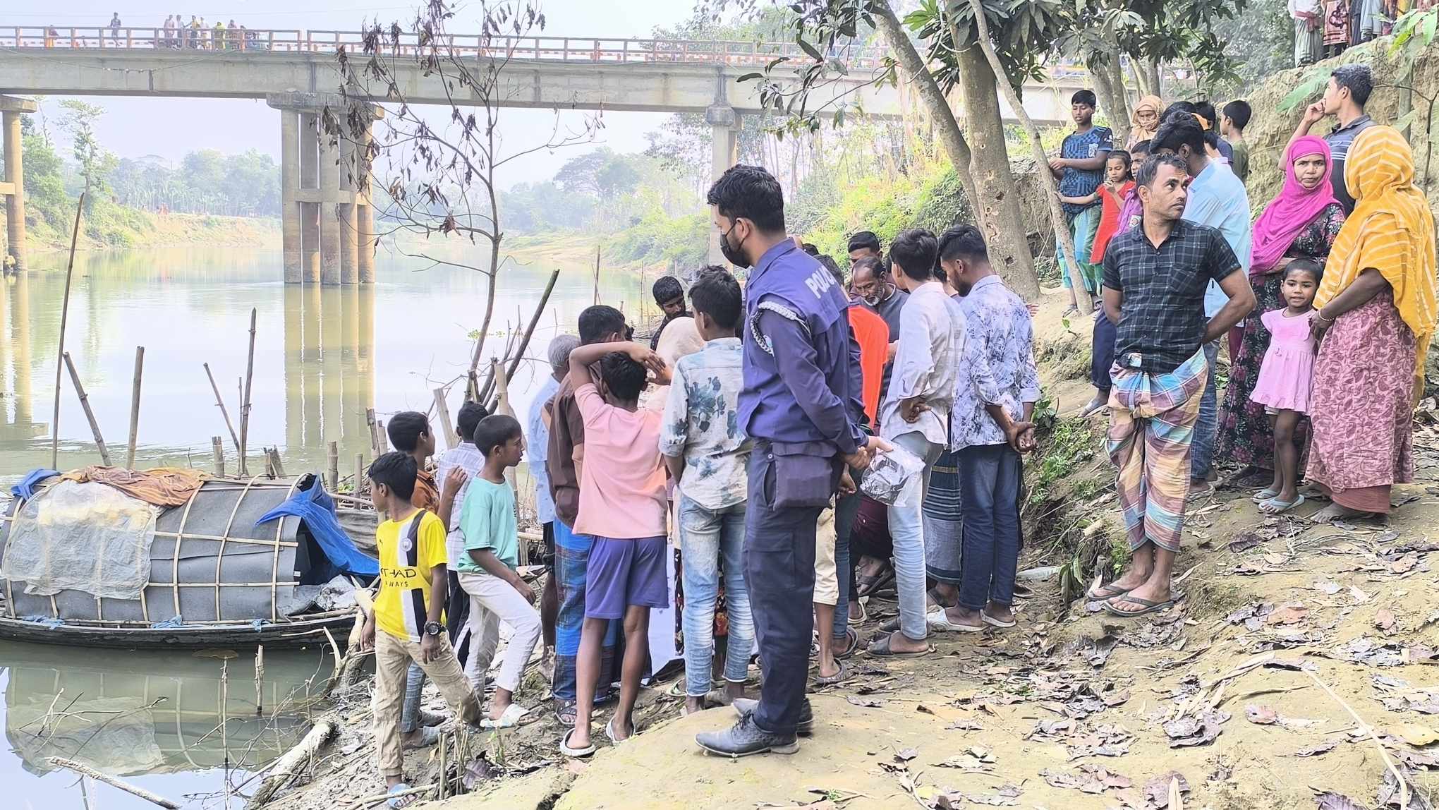 নামাজ পড়তে বেড়িয়ে নিখোঁজ বৃদ্ধের লাশ মিলল গোমতী নদীতে