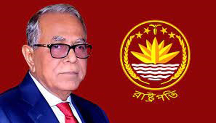 ঐতিহ্যের ধারক-বাহক হয়ে উঠেছে’ ‘অমর একুশে বইমেলা
