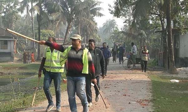 পাওনা টাকা নিয়ে শৈলকুপায় দুই গ্রামবাসীর মধ্যে সংঘর্ষ, আহত ৫০