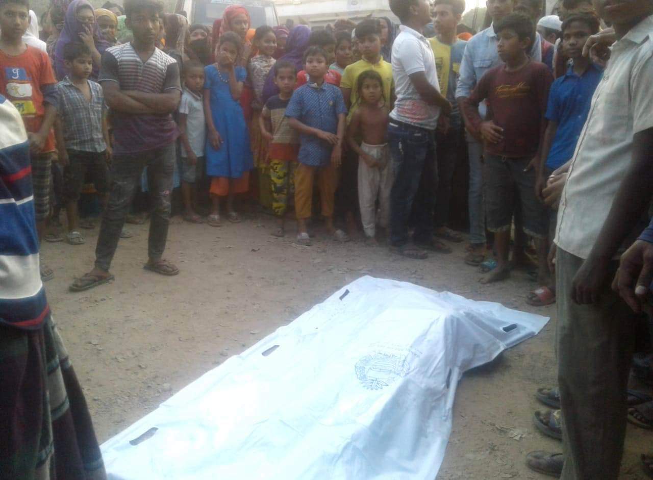 দেবীদ্বারে কার্ভাড ভ্যান'র ধাক্কায় এনজিও কর্মী নিহত