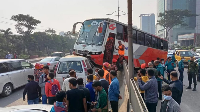 ফেব্রুয়ারিতে ৫০৭টি দুর্ঘটনায় ৫২২ জনের মৃত্যু
