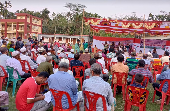 কাউখালী ইউপি চেয়ারম্যানের উপর হামলার প্রতিবাদে বিক্ষোভ সমাবেশ