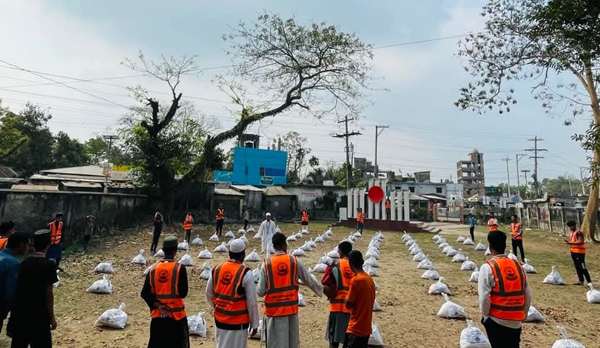 কমলগঞ্জে রমজানে অসহায়দের পাশে একতা সমাজ কল্যাণ পরিষদ