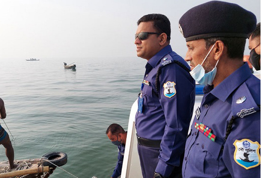 নদীতে জেলে ও নৌ পুলিশের সংঘর্ষে জেলে নিহত