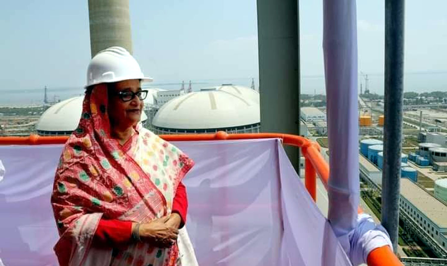 শতভাগ বিদ্যুতায়নের মাইলফলকে বাংলাদেশ