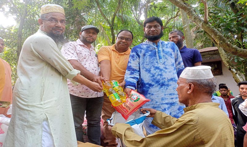 কাউখালীতে টিসিবি পণ্য বিক্রি উদ্বোধন