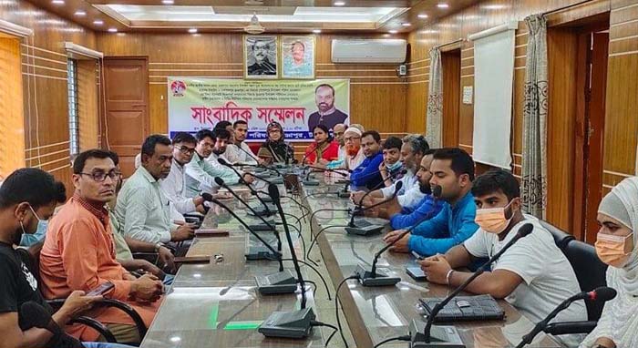 এমপি মনিরের বিরুদ্ধে অপপ্রচারের প্রতিবাদে সংবাদ সম্মেলন