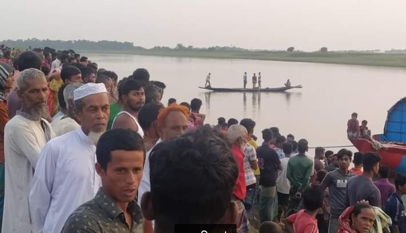 খালিয়াজুরীতে বজ্রপাতে নদীতে নিখোঁজ এক যুবক