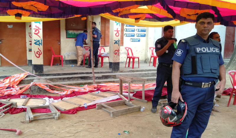 দেবীদ্বারে এমপি-চেয়ারম্যান দ্বন্দ্ব; ১৪৪ ধারা ভঙ্গ করে ছাত্রলীগের কর্মী সভা