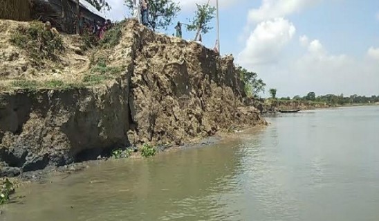 মেঘনার ভাঙনের কবলে ব্রাহ্মণবাড়িয়ার ১৬ গ্রাম