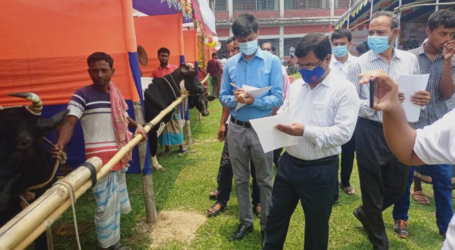 গোয়ালন্দে প্রানী সম্পদের ৫০ টি ষ্টলে প্রদর্শনী