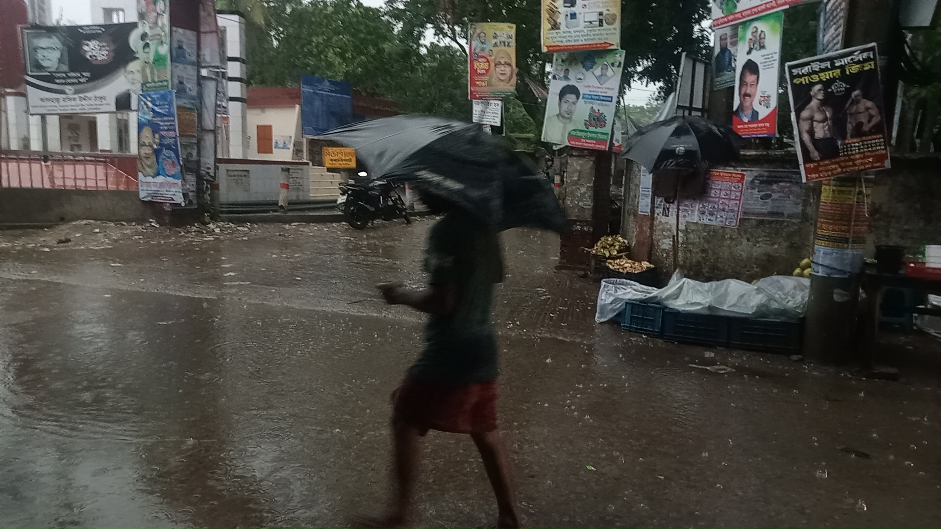 সরাইলে স্বস্তির বৃষ্টি