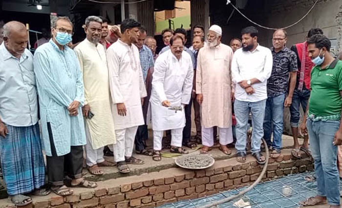 পাঁচবিবিতে রাস্তার ঢালাই কাজের উদ্বোধন