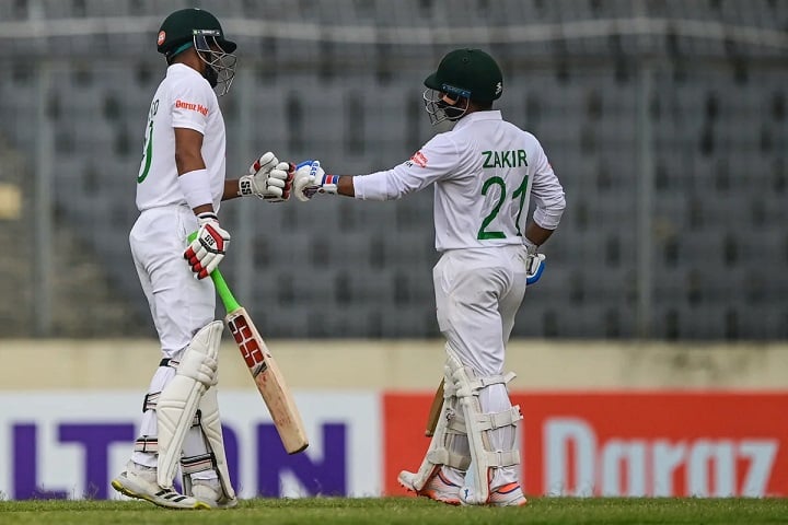 ঢাকা টেস্টের দ্বিতীয় দিনেই জয়ের আশা টাইগারদের