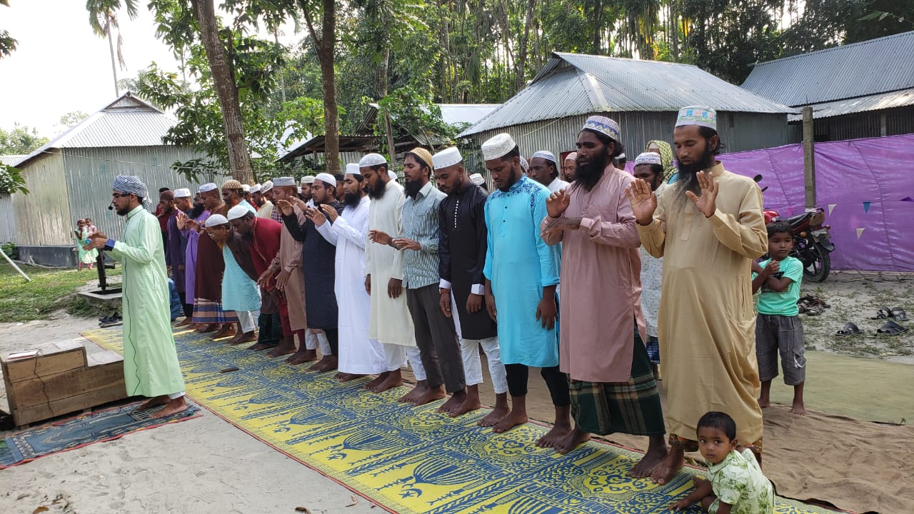 ভূরুঙ্গামারীর দুই গ্রামে ঈদুল আজহা উদযাপন