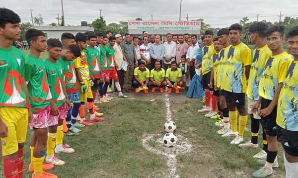 সরাইলে বঙ্গবন্ধু জাতীয় গোল্ডকাপ ফুটবল প্রতিযোগিতার উদ্বোধন