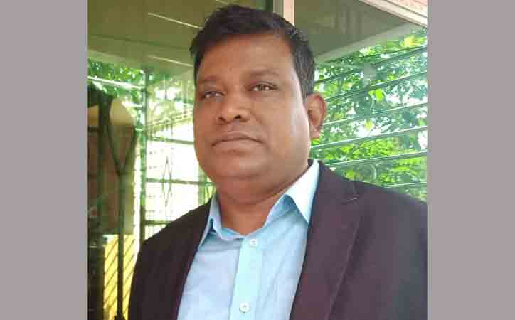বরিশালে করোনায় হত-দরিদ্রদের পাশে আ'লীগ নেতা