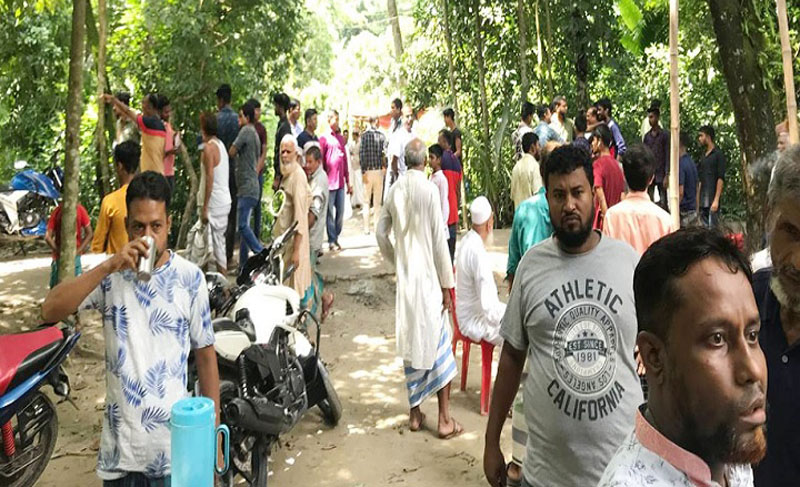 নৌকার এজেন্টসহ সহকারী প্রিসাইডিং অফিসার আটক