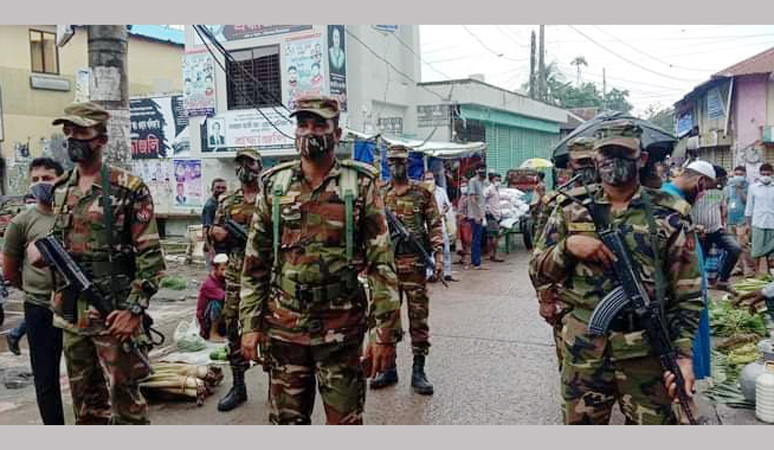 গলাচিপায় লকডাউন বাস্তবায়নে তৎপর প্রশাসন ও সেনাবাহিনী
