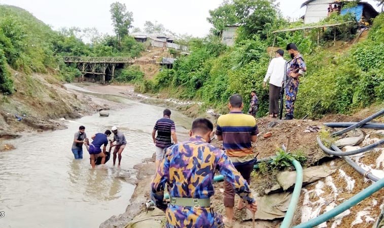 টেকনাফে রোহিঙ্গা নেতা অপহৃত, গুলিবিদ্ধ অবস্থায় উদ্ধার