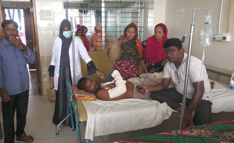 অশান্ত শৈলকুপায় ফের বাড়ীঘরে হামলা ভাংচুর লুটপাট