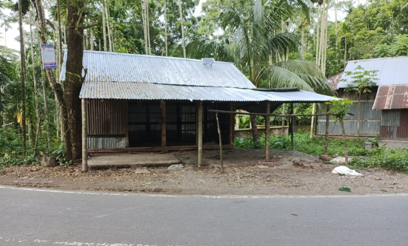 ঝালকাঠিতে ব্যবসা প্রতিষ্ঠানে ভাঙচুর-লুটপাটের অভিযোগ