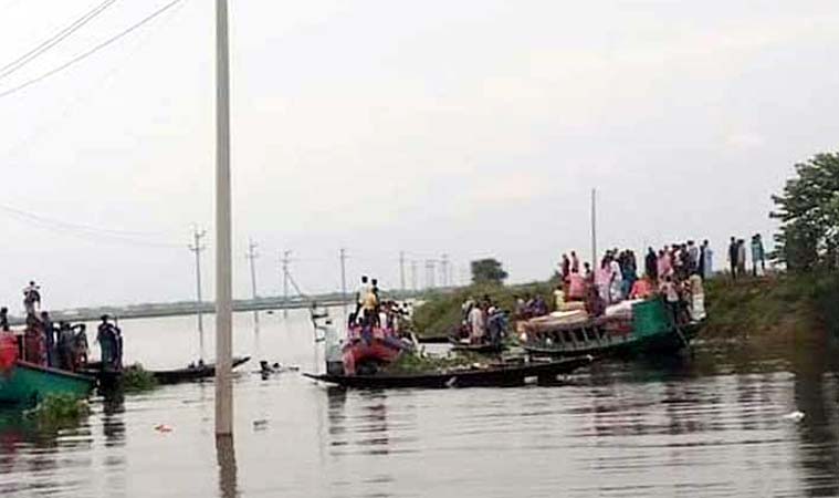 মাঝির ভুলেই ব্রাহ্মণবাড়িয়ার ট্রলারডুবি