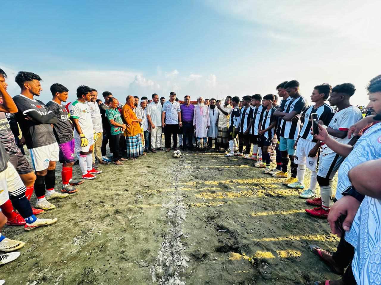 সরাইলে জয়ধরকান্দী ফুটবল টুর্নামেন্টের উদ্বোধন