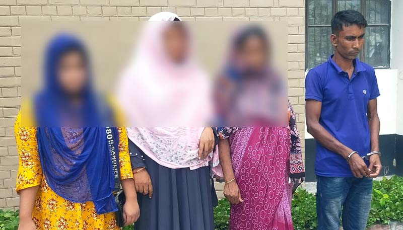 ঝিনাইদহে অশ্লীল ভিডিও ধারণ! নারী ইউপি সদস্যসহ চারজন আটক