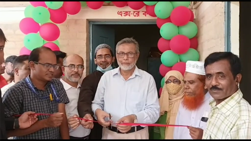 হিলি স্বাস্থ্য কমপ্লেক্সে অত্যাধুনিক ডিজিটাল এক্সরে মেশিন উদ্বোধন