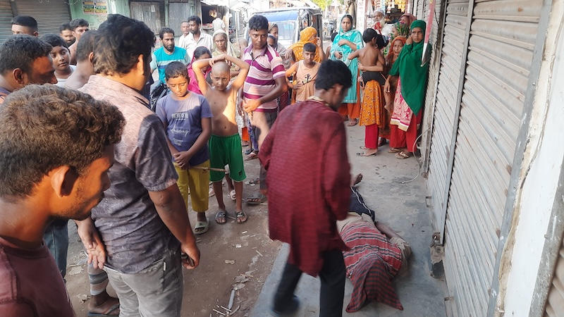 হিলির চুড়িপট্টি এলাকা থেকে যুবকের লাশ উদ্ধার